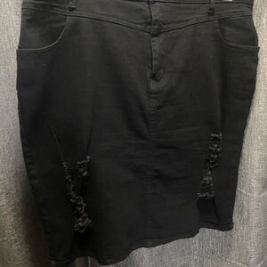 SHEIN Black Ripped Pencil Skirt